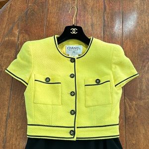 COPY - Chanel suit, size 40.